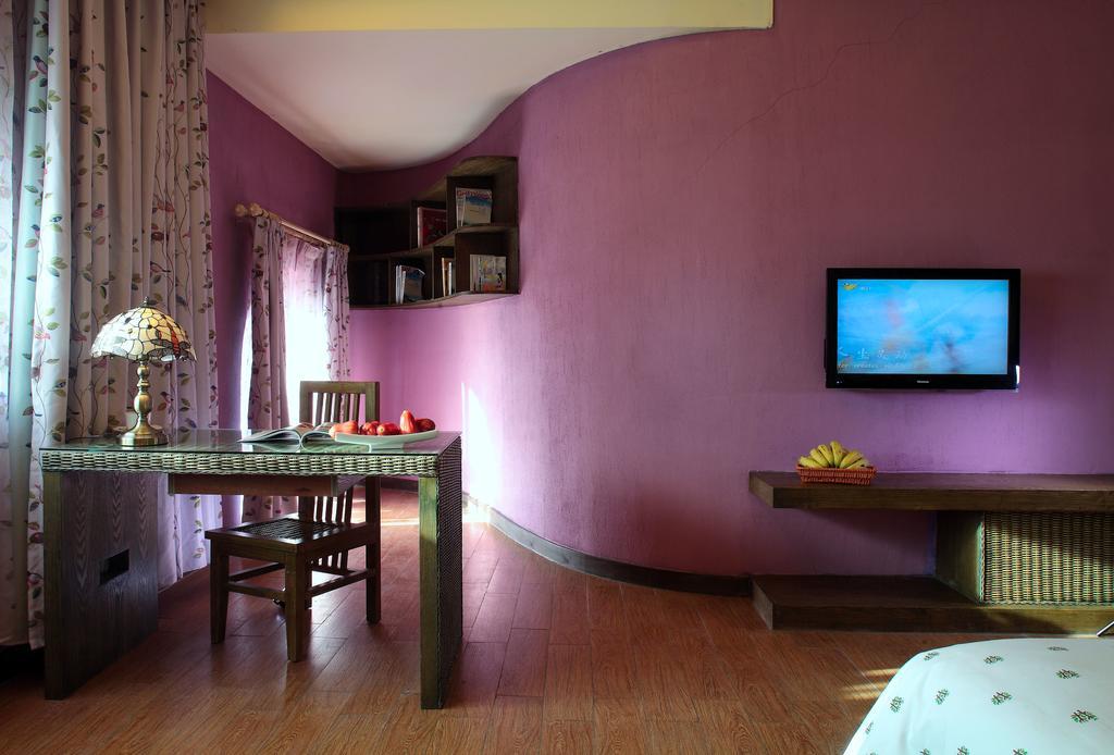 Forest City Resort Hotel Haikou  Room photo