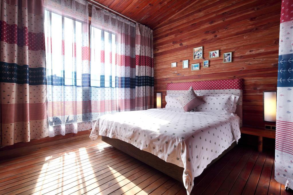 Forest City Resort Hotel Haikou  Room photo