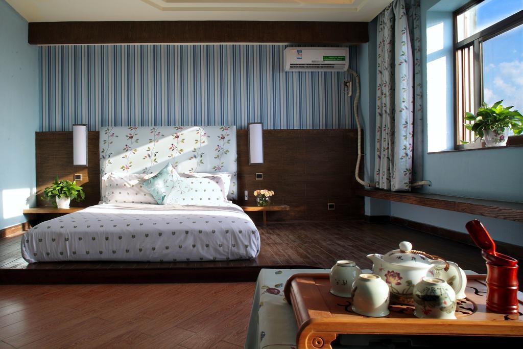 Forest City Resort Hotel Haikou  Room photo